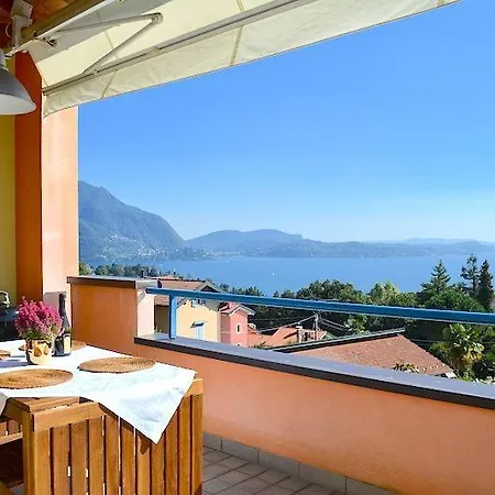 Casa Azalea Rossa Ferienhaus Verbania